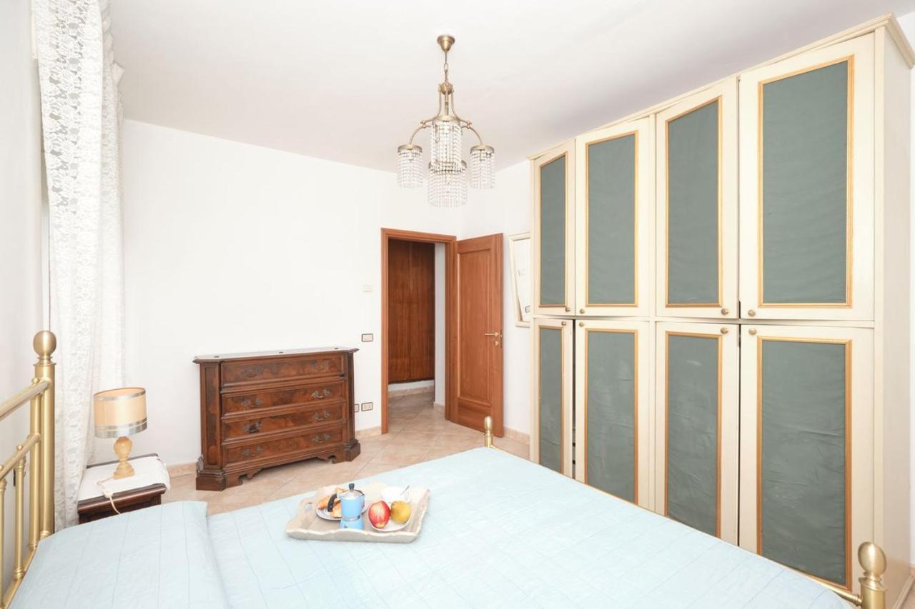 דסנזאנו דל גארדה Appartamento Floriana מראה חיצוני תמונה